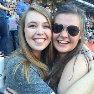 Meet your Posher, Alice anne